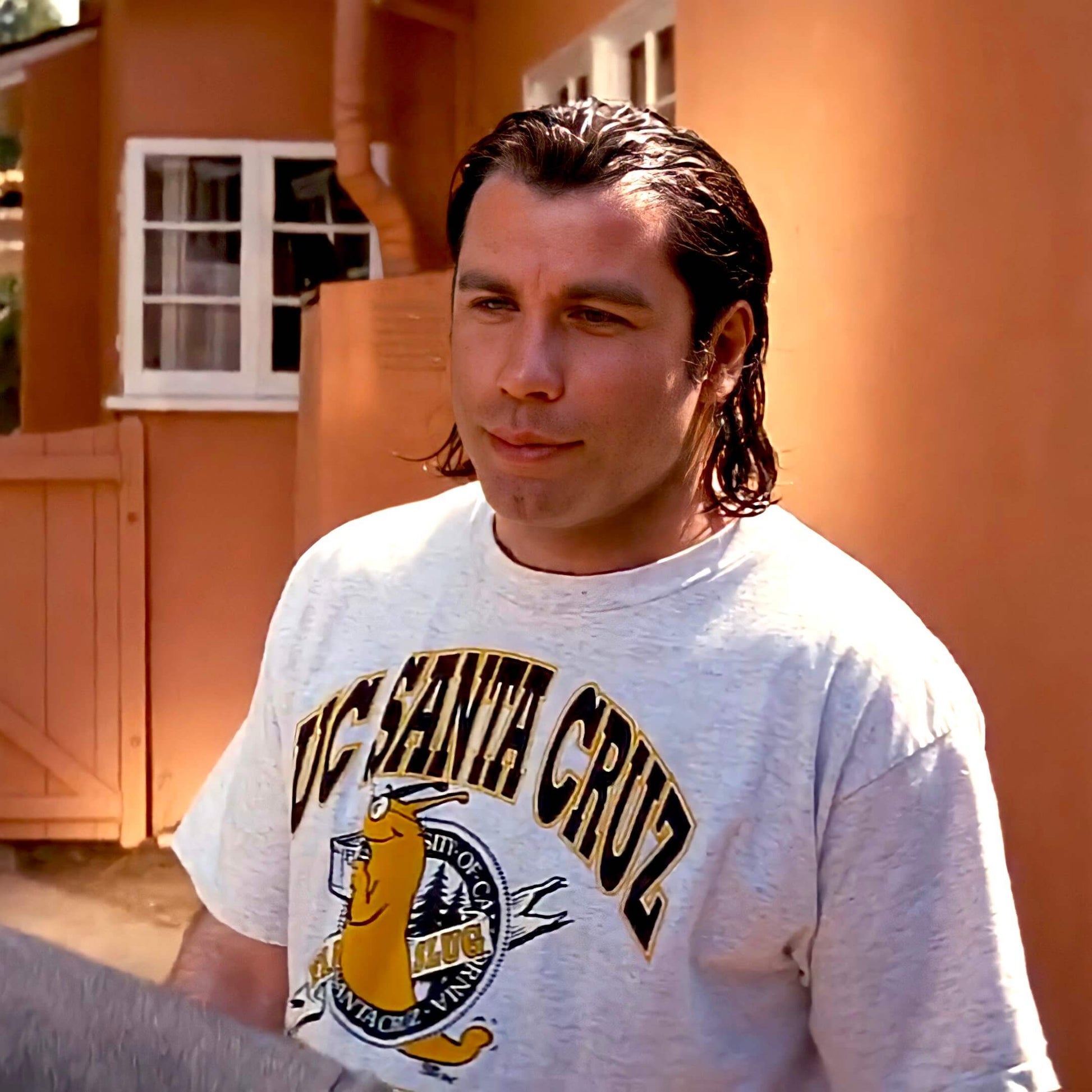 Experience the legendary character of Vincent Vega with our Santa Cruz t-shirt design, featuring a vibrant and durable print that captures the spirit of Pulp Fiction. Made from high-quality cotton, this shirt is a great addition to any wardrobe